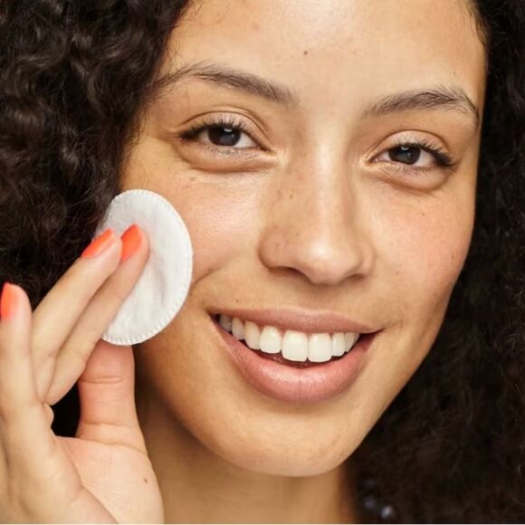 Kate Somerville Liquid ExfoliKate Triple Acid Resurfacing Treatment - Picture 8 of 10